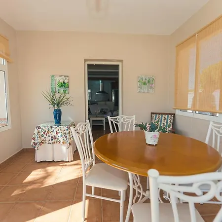 Сasa de vacaciones Full Moon Villas *